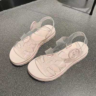 我司自主研發(fā)兩款鞋材新材料:RFU、TEC 獨(dú)家材料,優(yōu)質(zhì)產(chǎn)品! 新材料是注塑工藝的MD底,已投入市場(chǎng)。新材料經(jīng)物理測(cè)試:成型比重(密度)為0.4g,將徹底挑戰(zhàn)冷粘鞋、硫化鞋工藝的霸主地位,